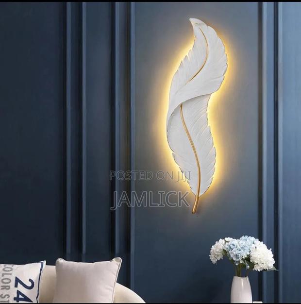 White Nordic Feather Wall Art With Back Lights - Gh - thumbnail 3