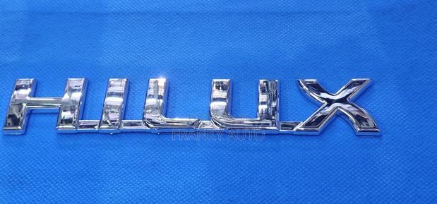 Emblem Hilux
