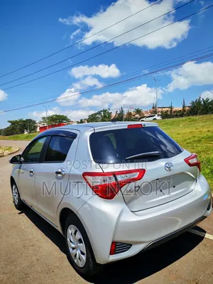 Toyota Vitz 1.0 FWD 5dr 2019 Silver