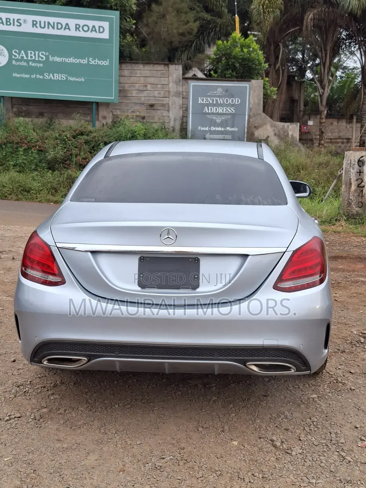 Mercedes-Benz C200 2016 Blue