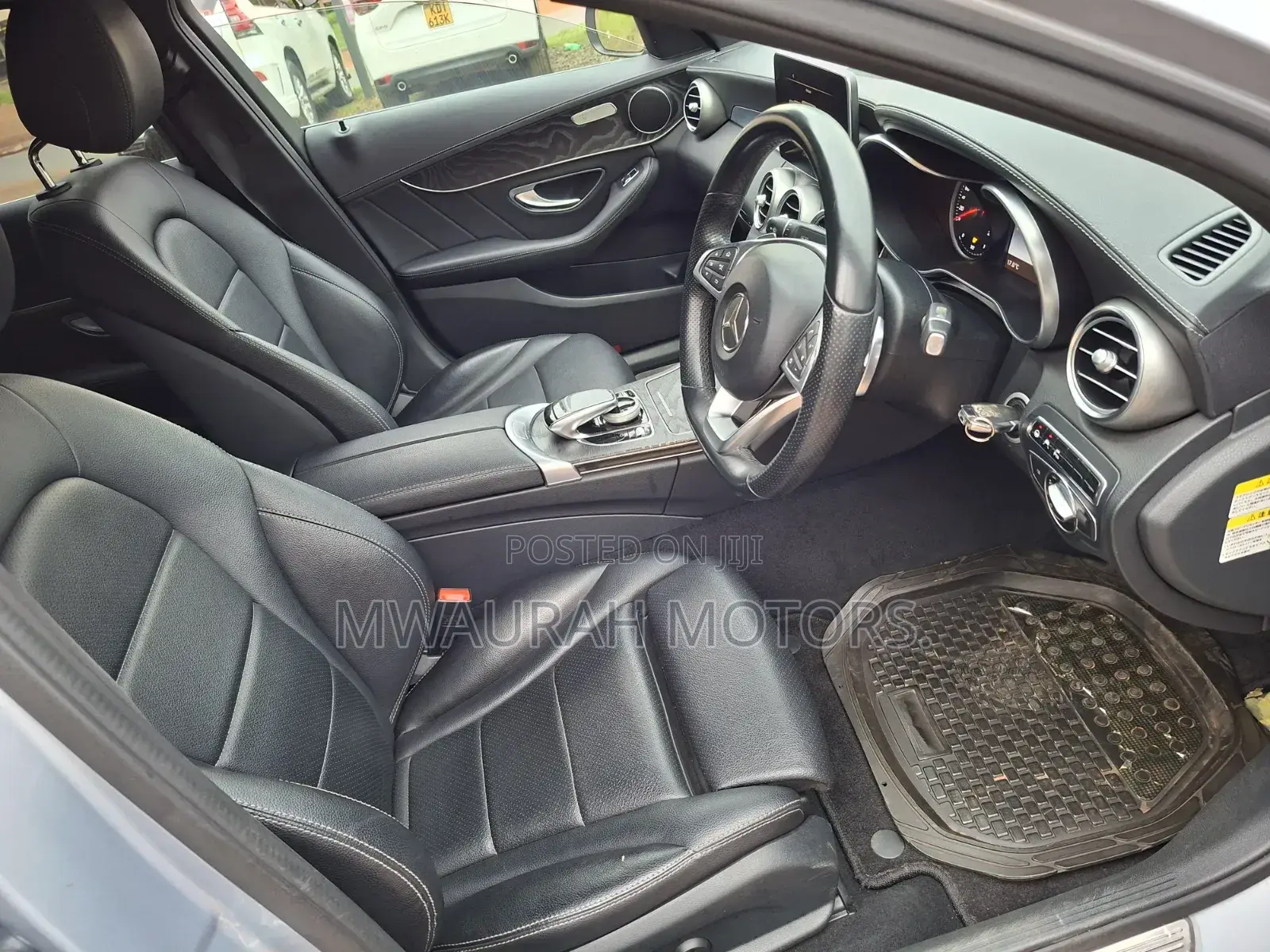 Mercedes-Benz C200 2016 Blue