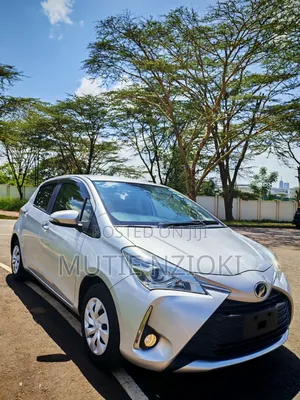 Toyota Vitz 1.0 FWD 5dr 2019 Silver