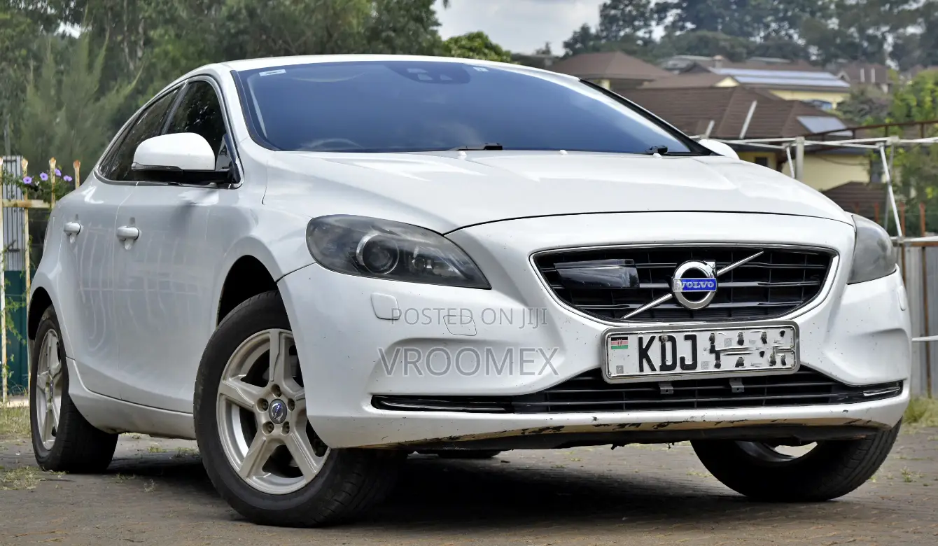 Volvo V40 2015 White