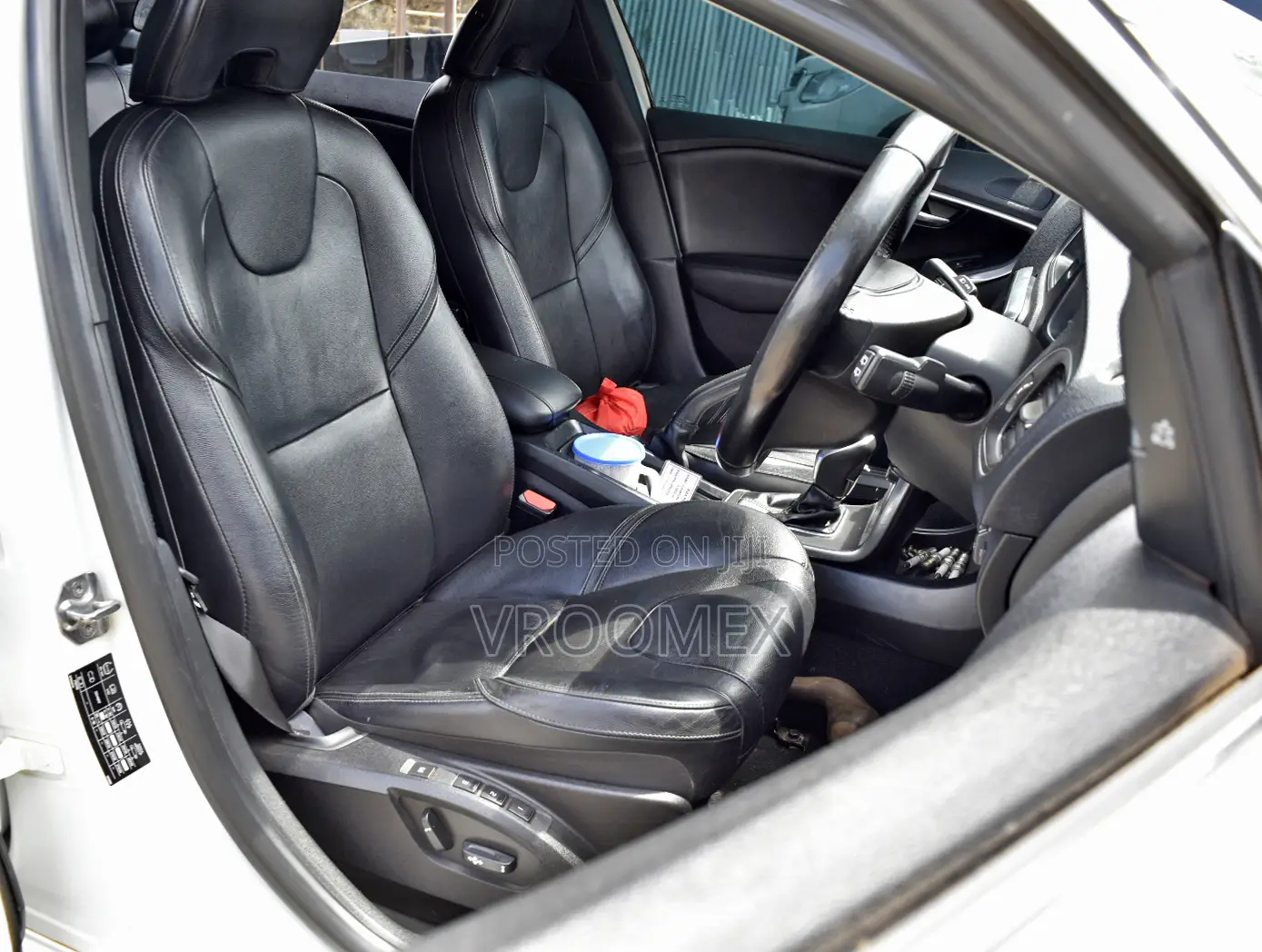 Volvo V40 2015 White