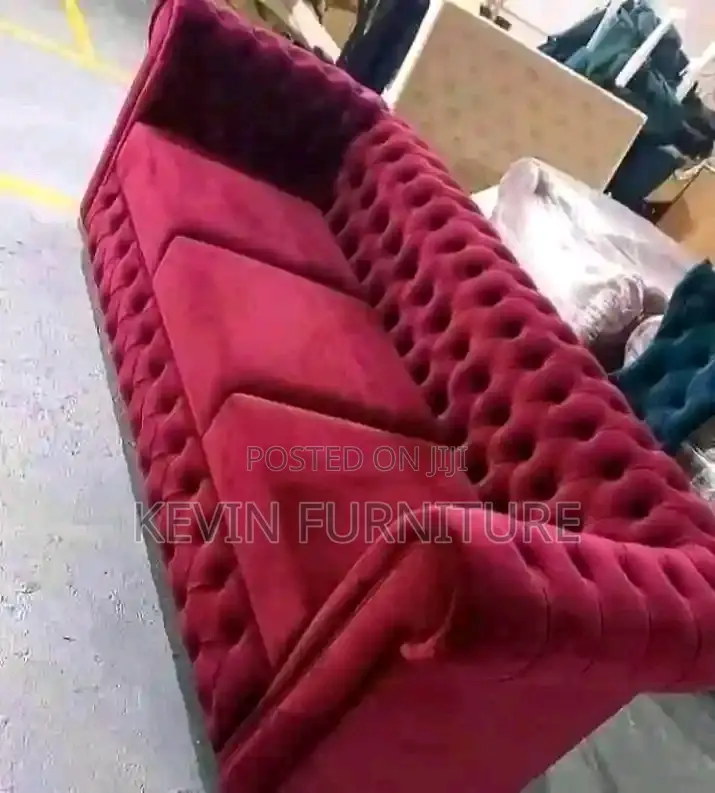 Maroon Chester Seat
