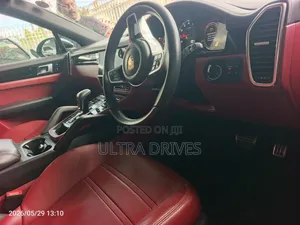 Porsche Cayenne 2020 Black