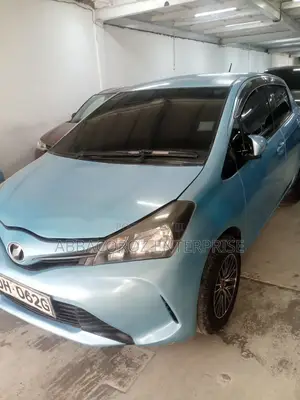 Toyota Vitz 2016