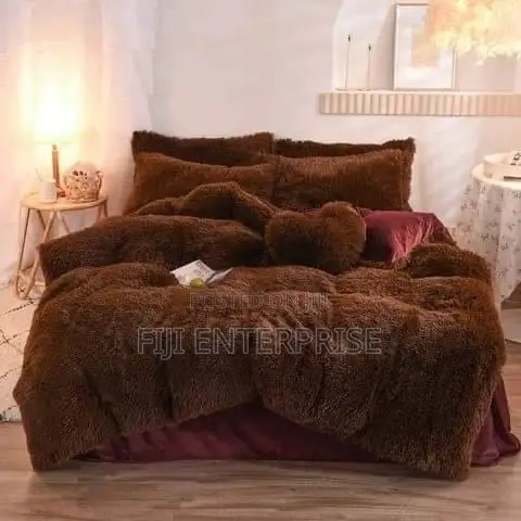 Luxury Velvet Plush Fluffy Duvet Set – Fits Up to 6×7 |