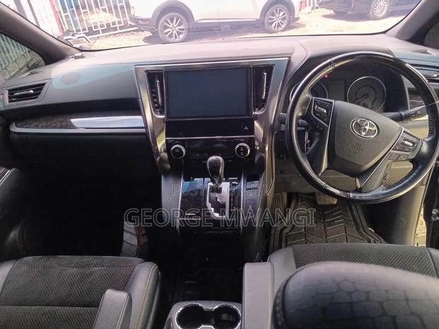 Toyota Vellfire 2018 Black - thumbnail 7