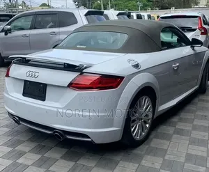 Audi TT 2.0T AWD quattro 2018 Off white