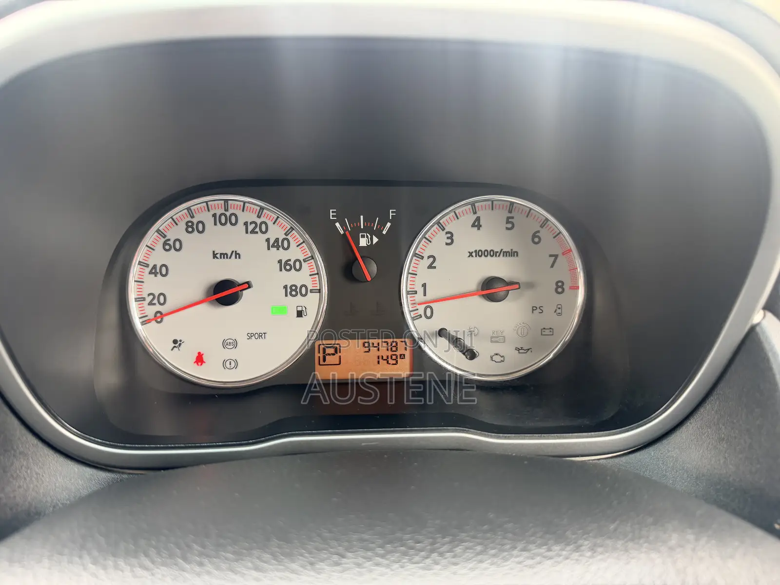 Nissan Note 2011 Green