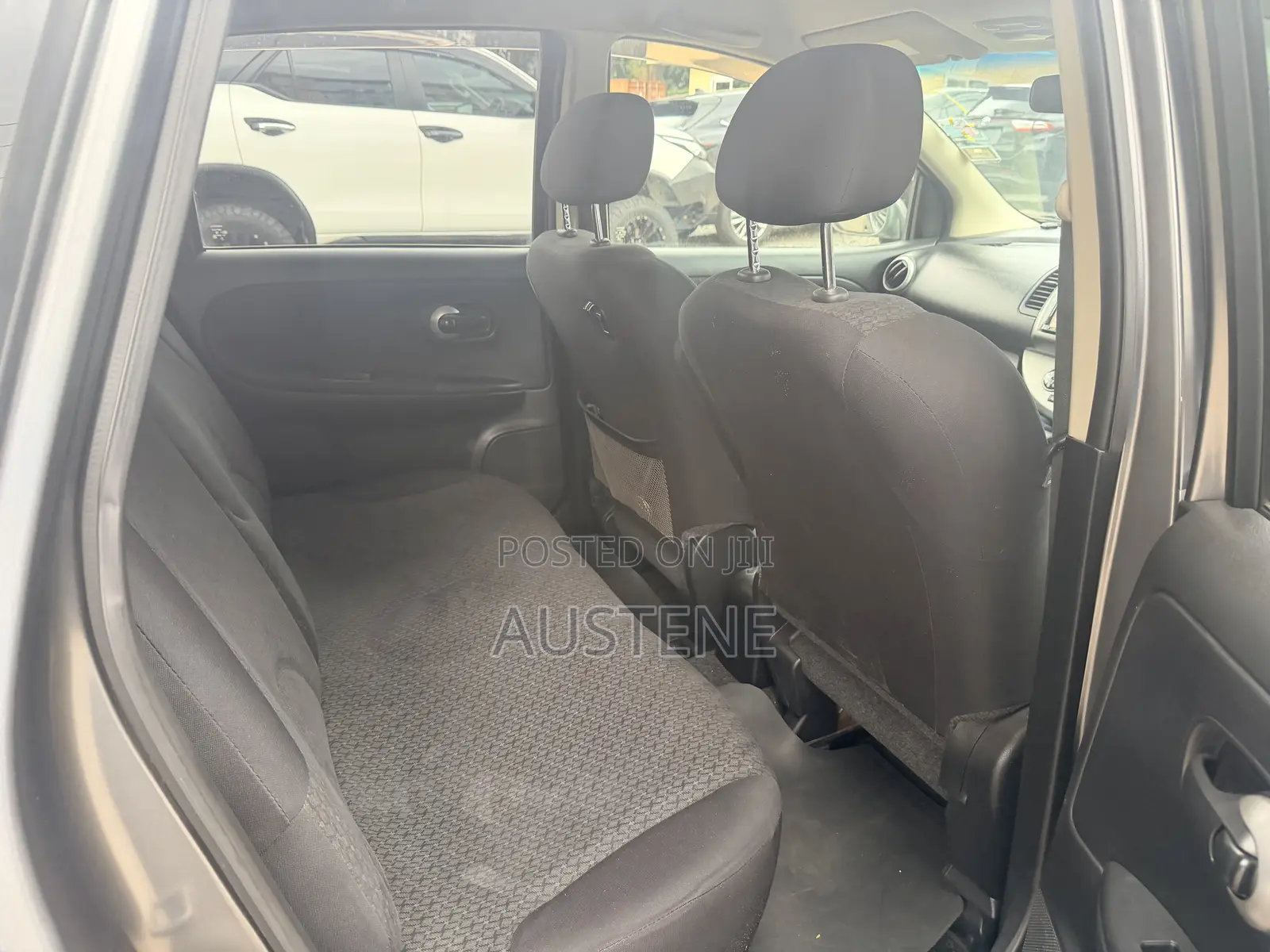 Nissan Note 2011 Green