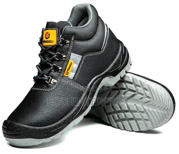 Anti Slip And Anti Oil Safety Boots