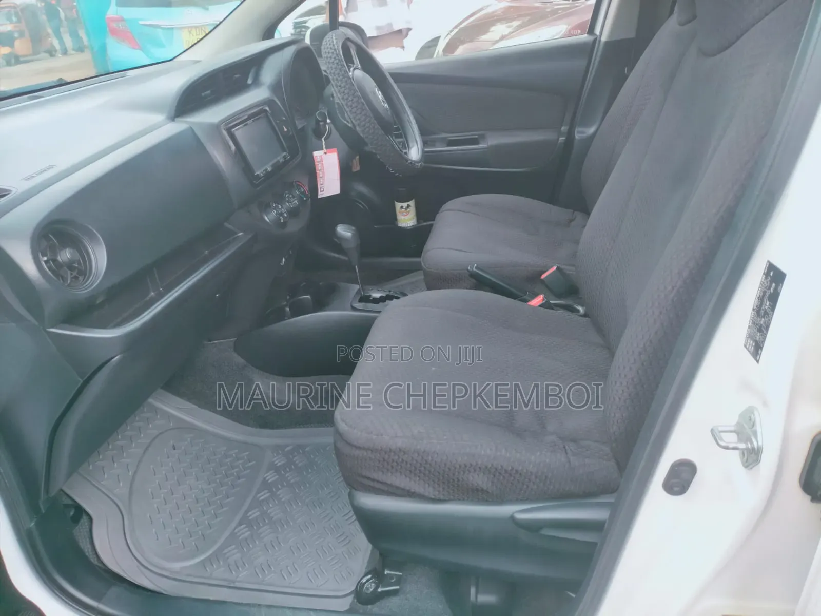 Toyota Vitz 2017 White