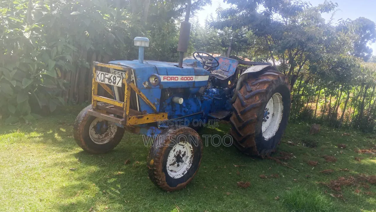 Tractor Ford 4000