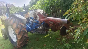 Tractor Ford 4000