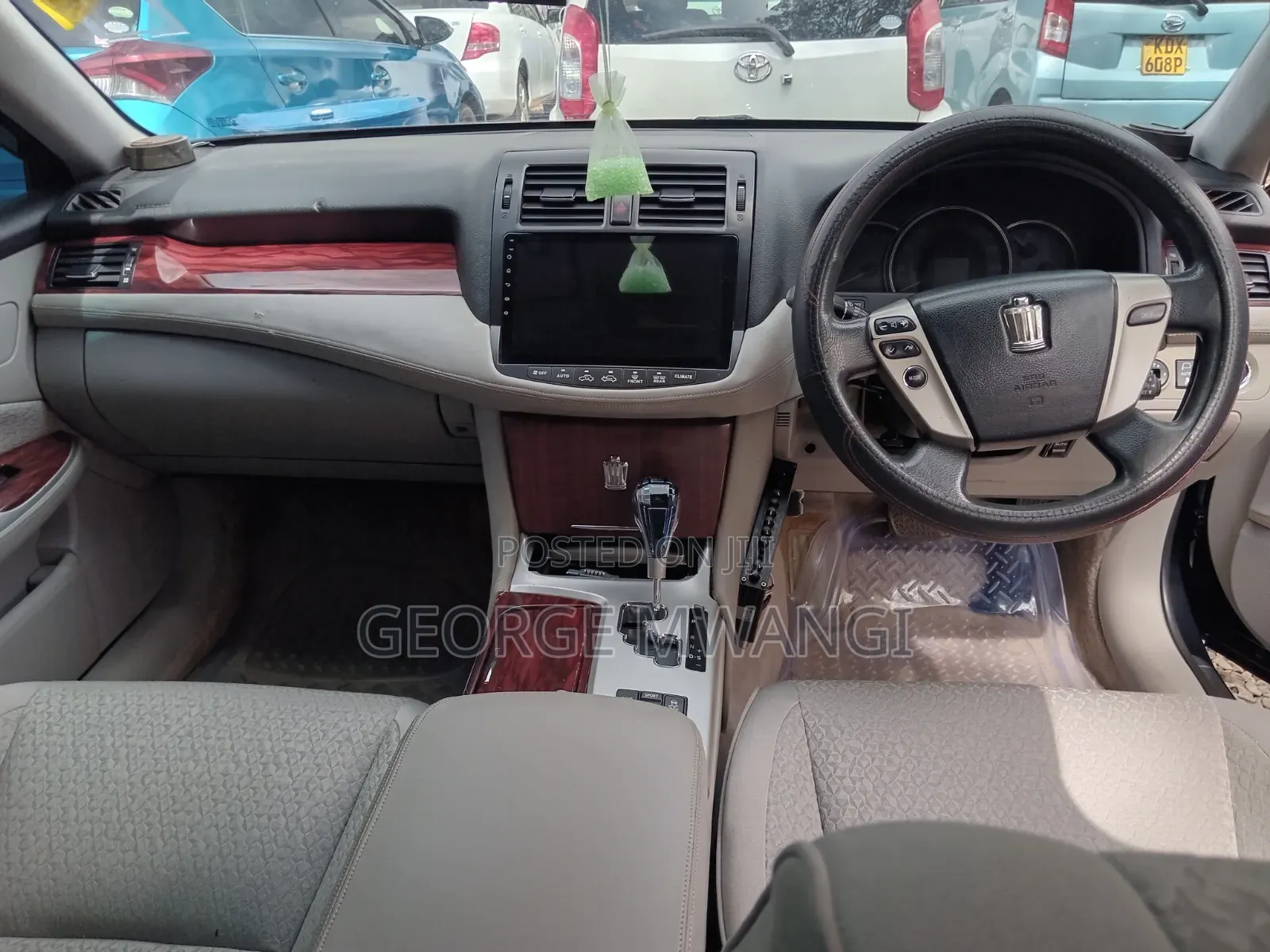 Toyota Crown 2012 Black