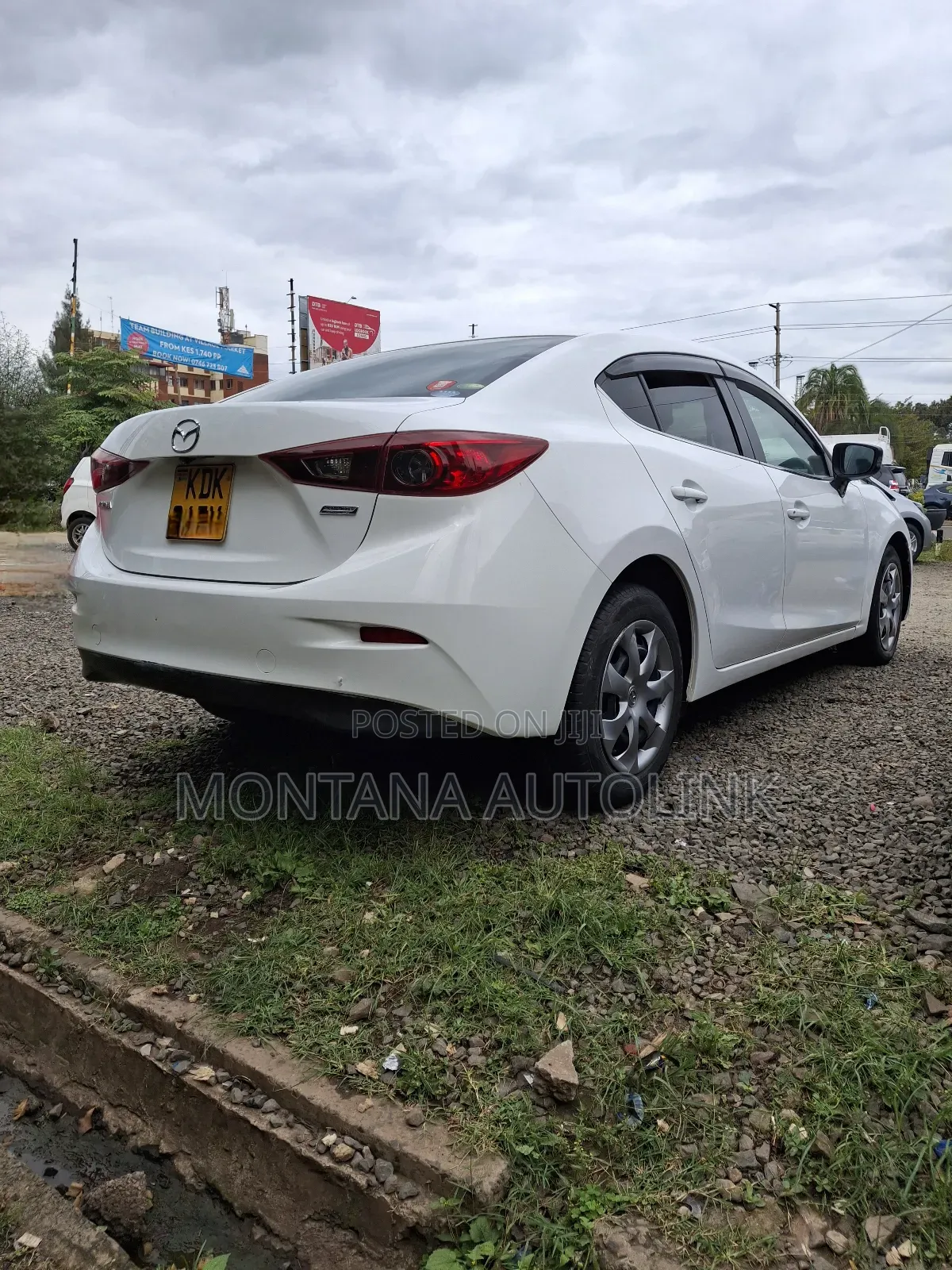 Mazda Axela 2015 Pearl