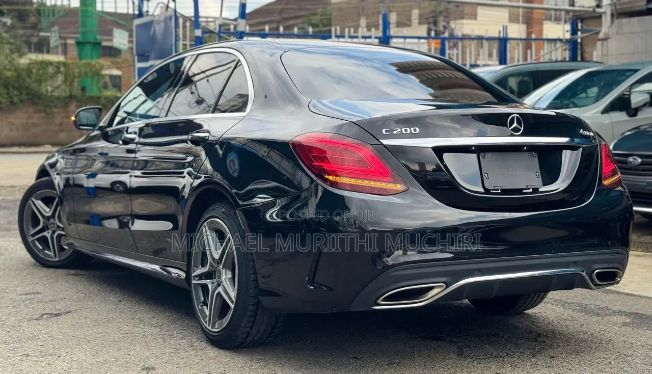Mercedes-Benz C200 2019 Black