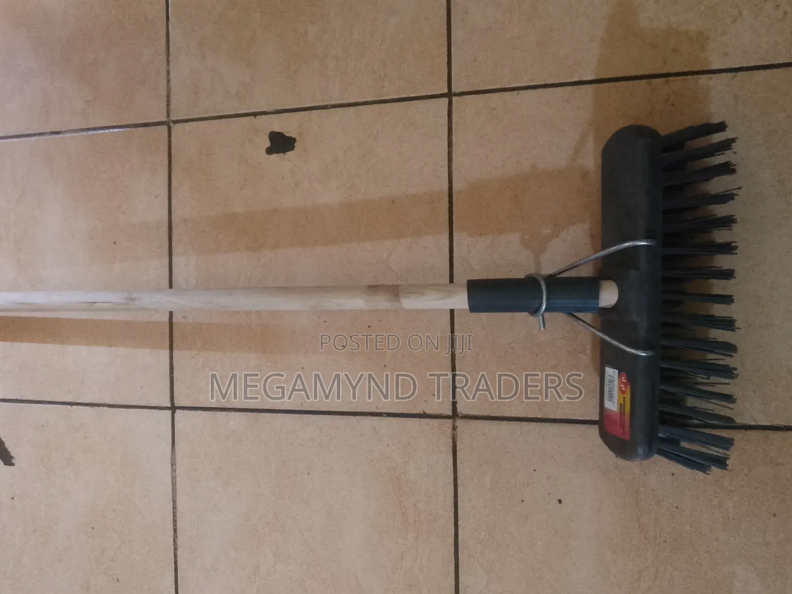 Hard Broom / Household Broom With Wooden Handles 120cm