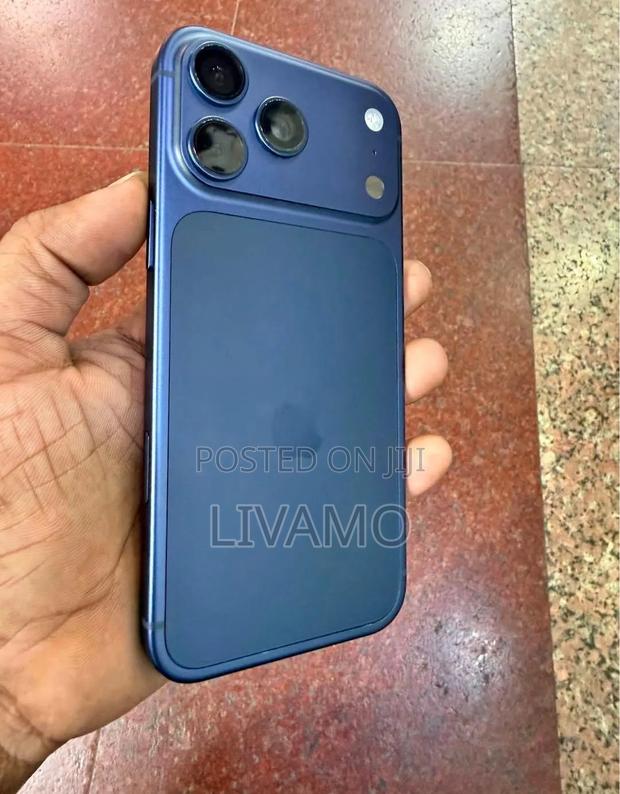 Apple iPhone 17 Pro Max 2 TB Blue