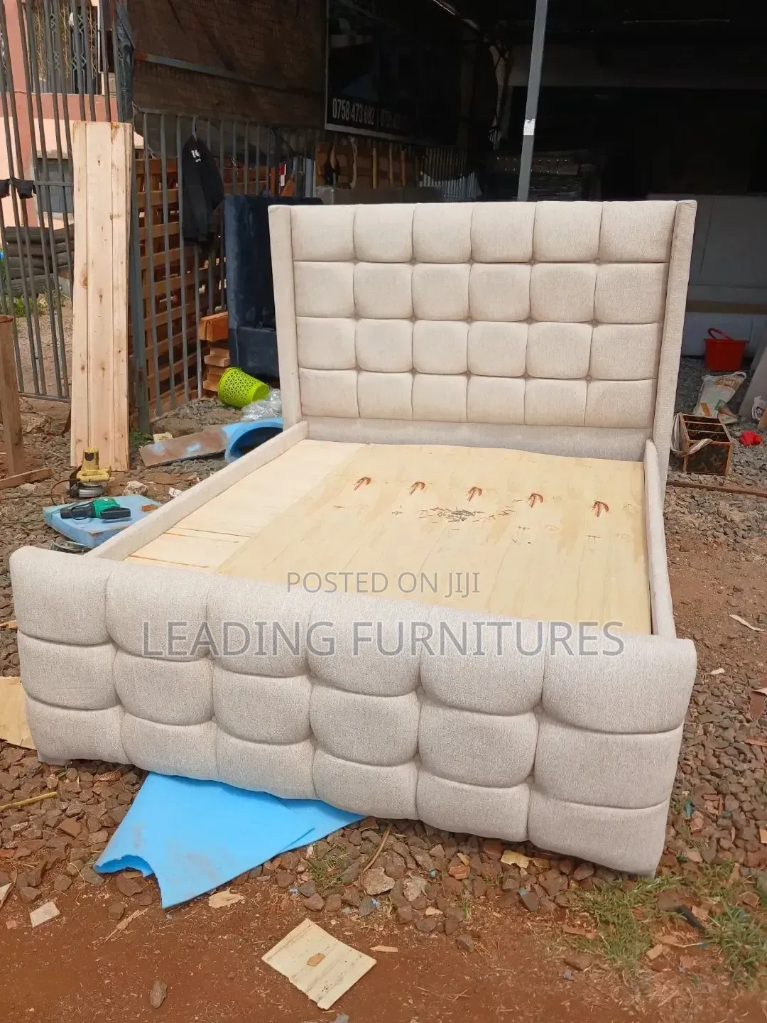 5seater Cream Chester Bed