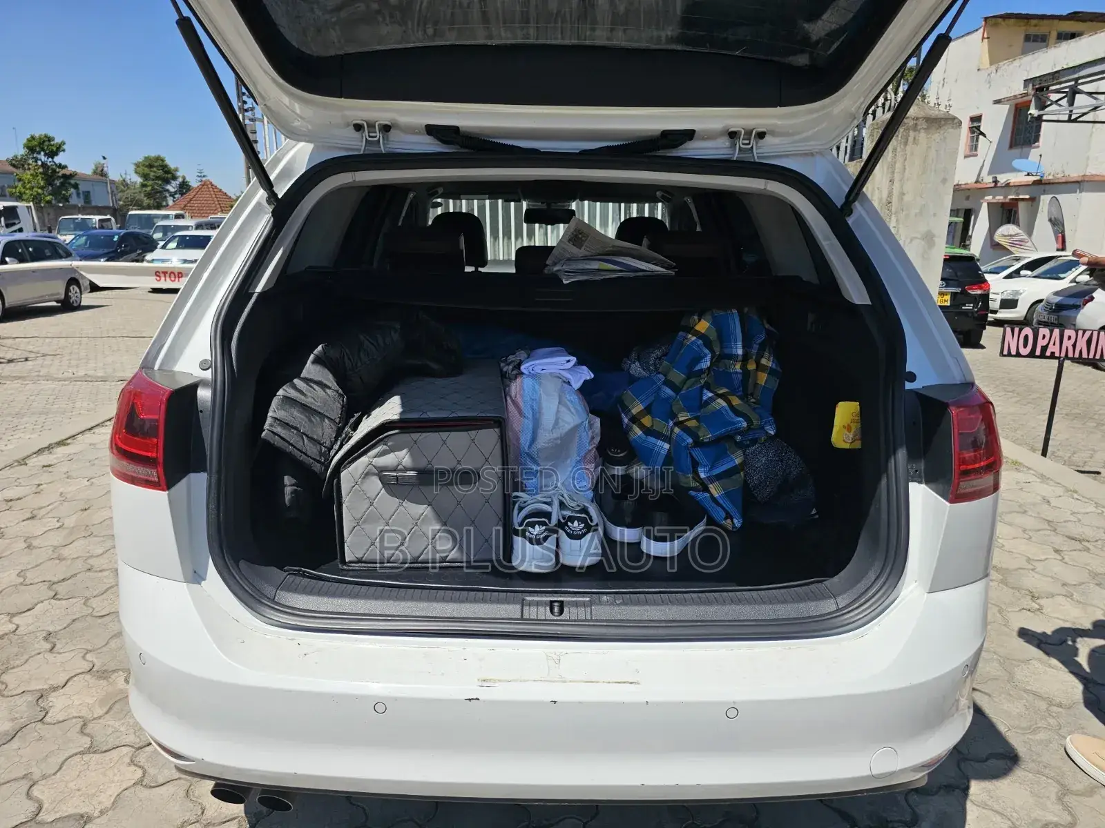 Volkswagen Golf 2014 White