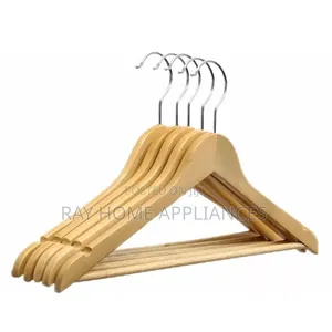 Wooden Hangers 6 Pieces Set