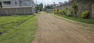 100 by 100fts Plot for Sale in Varsity Ville Estate