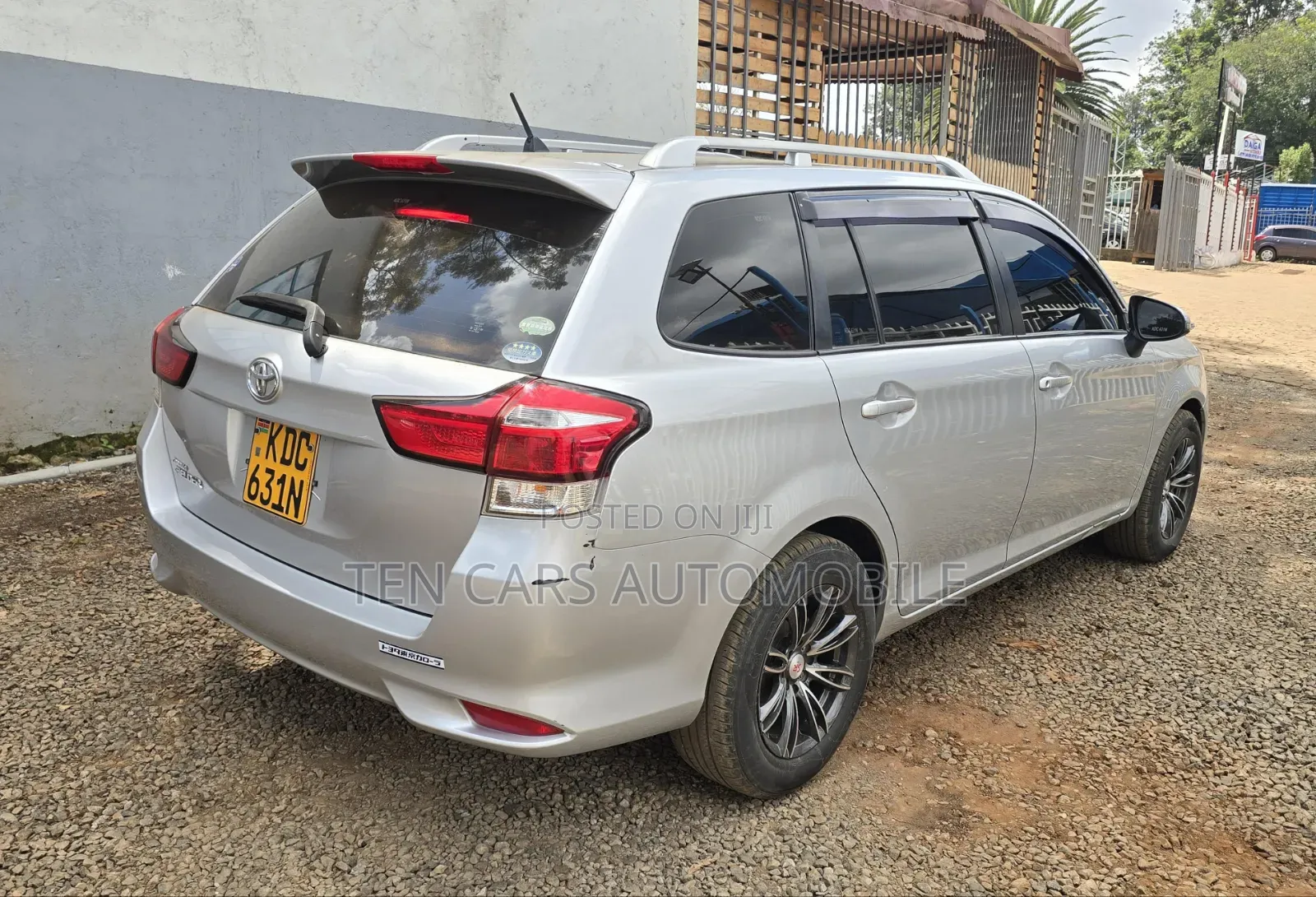 Toyota Corolla Fielder 2015 Silver