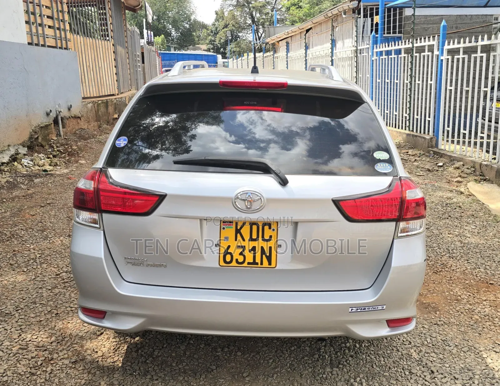 Toyota Corolla Fielder 2015 Silver