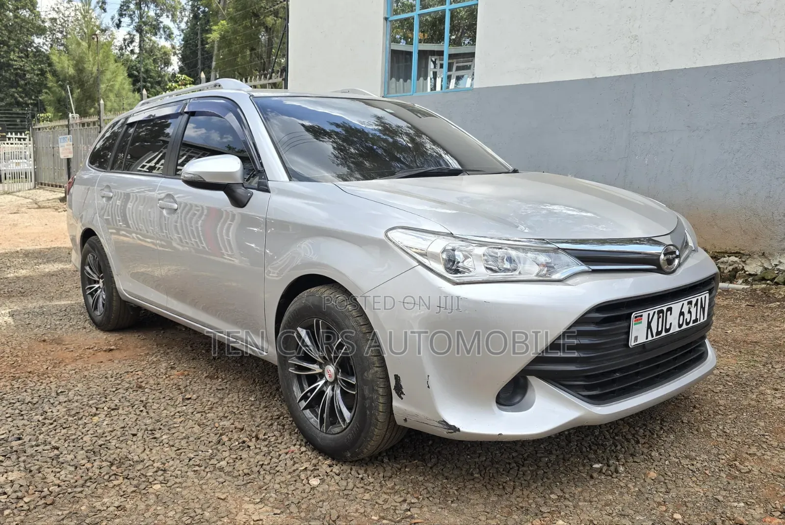 Toyota Corolla Fielder 2015 Silver