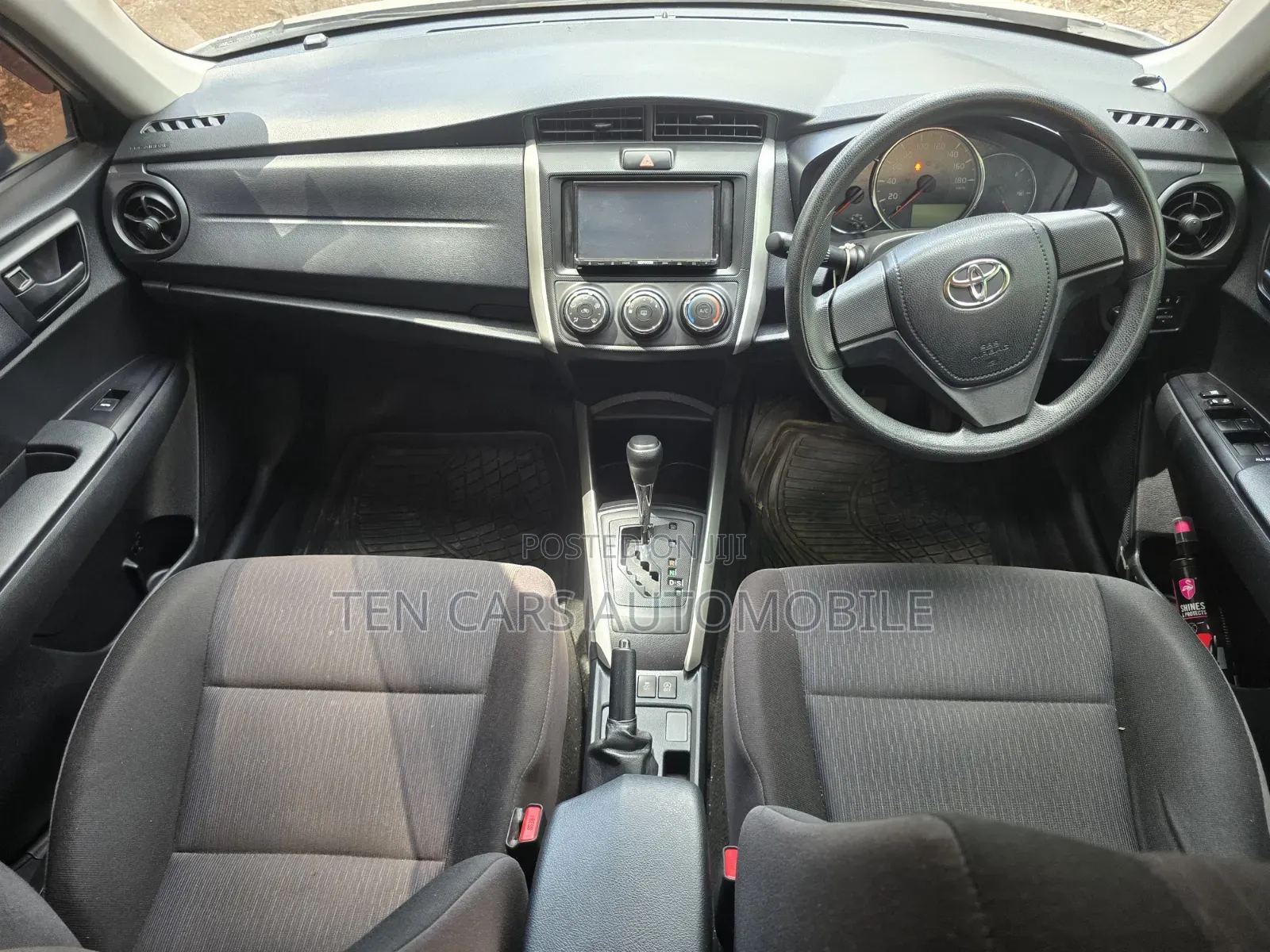 Toyota Corolla Fielder 2015 Silver