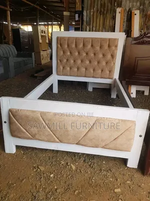 Brown 4*6 Semi Chester Bed