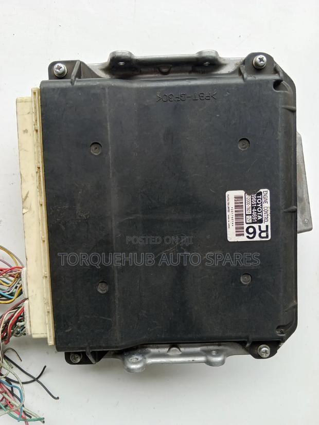 Toyota Isis 2010 Engine Control Unit - thumbnail 2