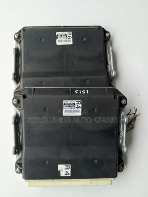Toyota Isis 2010 Engine Control Unit