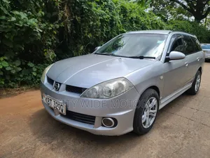 Nissan Wingroad 2005 Silver