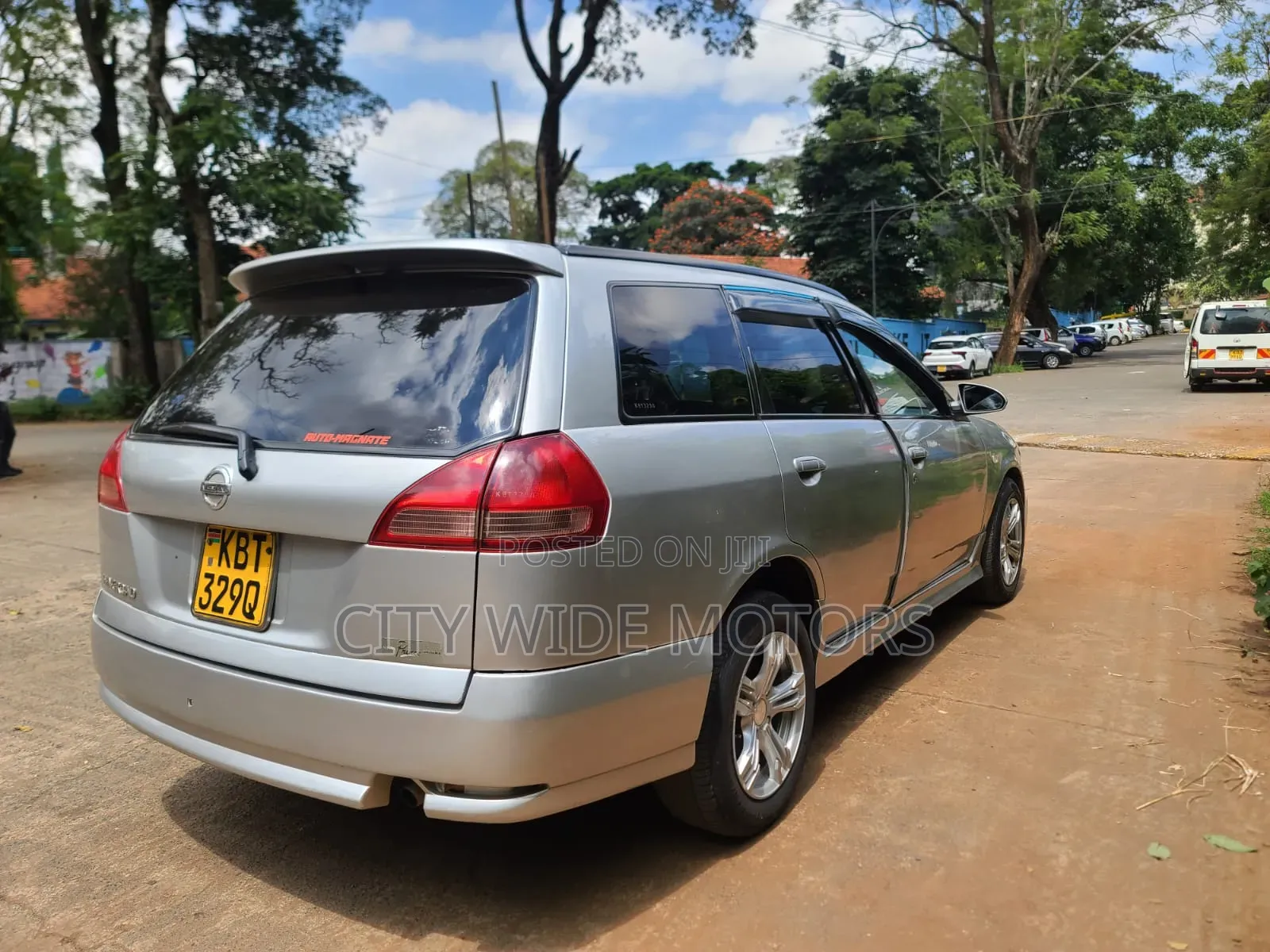 Nissan Wingroad 2005 Silver