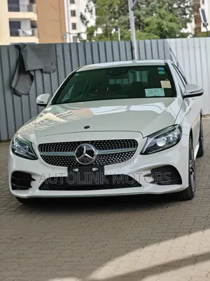 Mercedes-Benz C200 2019 White