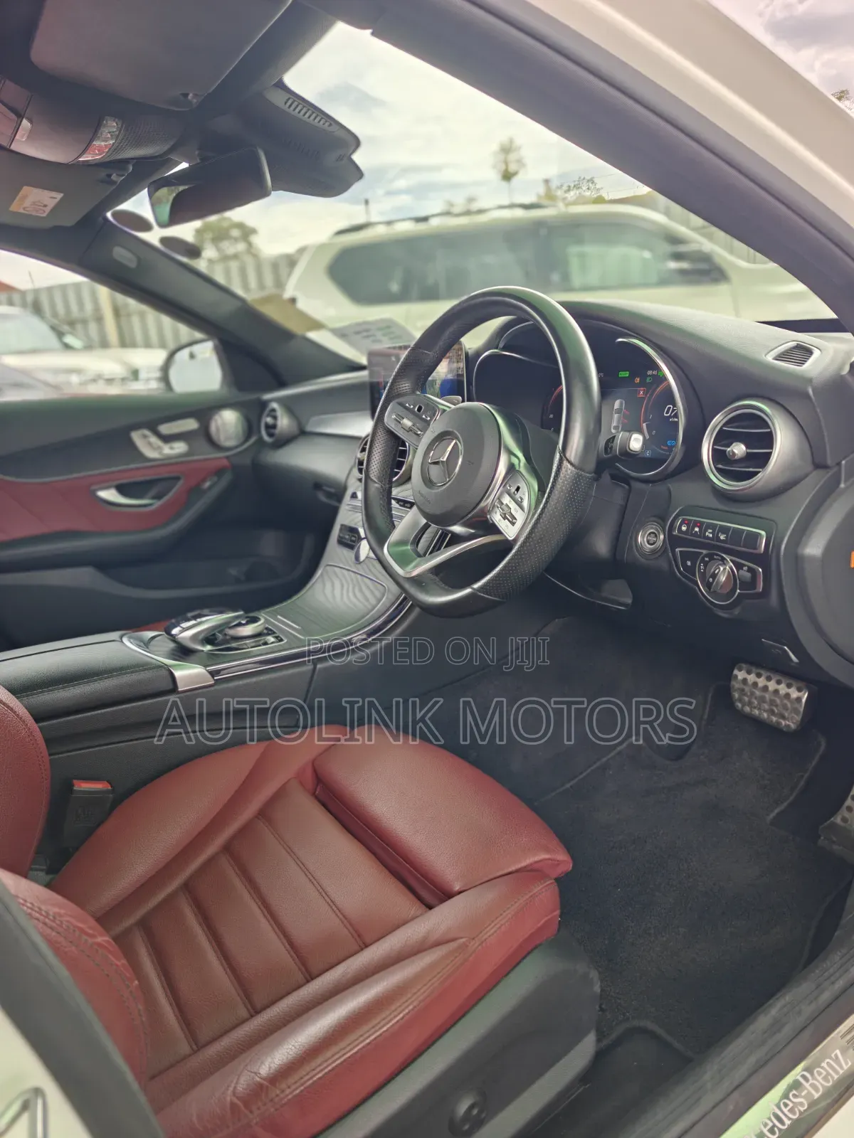 Mercedes-Benz C200 2019 White