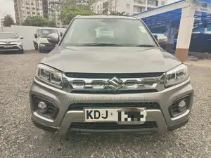 Suzuki Vitara 2022 Silver