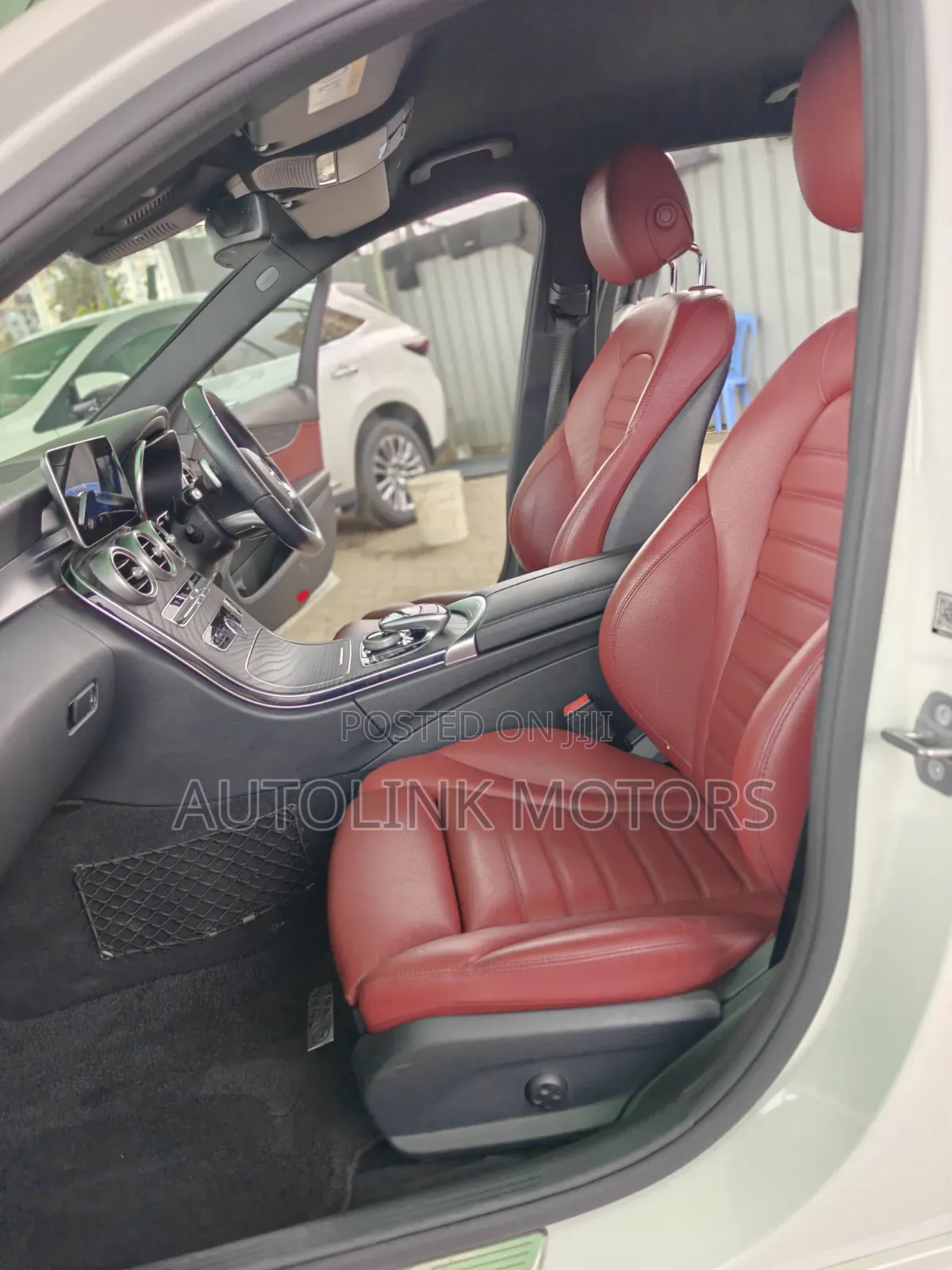 Mercedes-Benz C200 2019 White