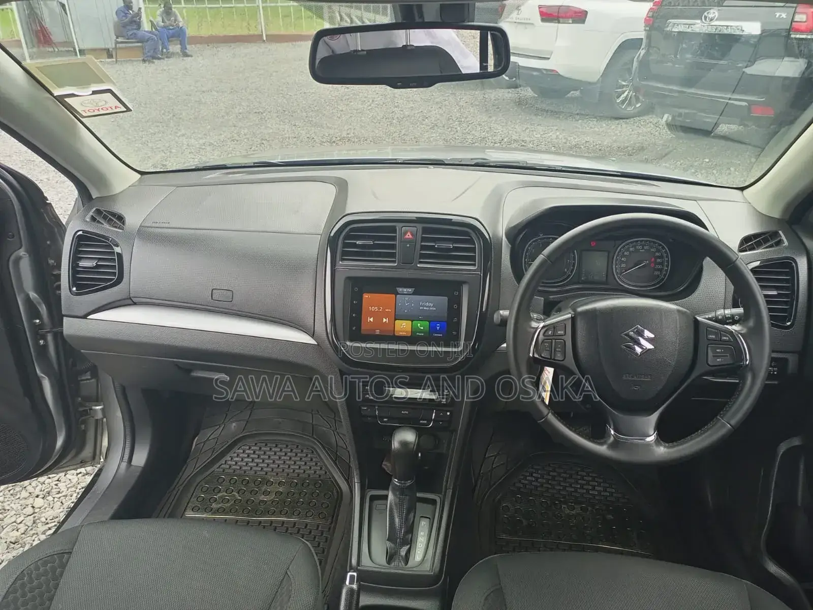 Suzuki Vitara 2022 Silver