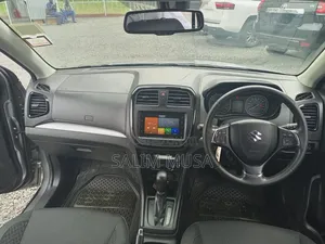 Suzuki Vitara 2022 Silver