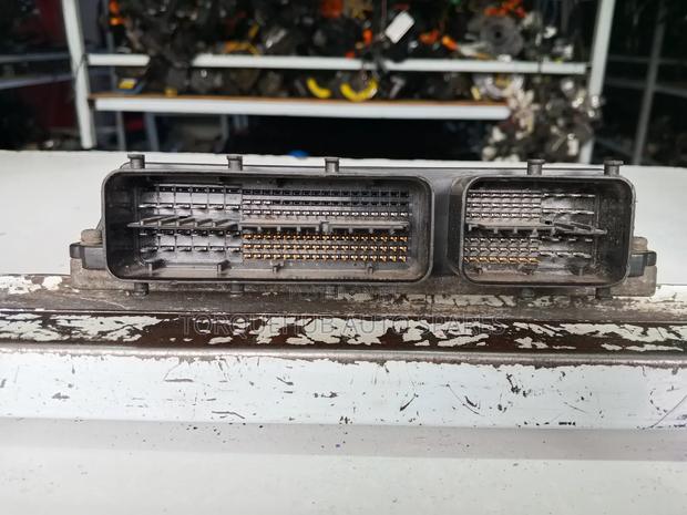 Toyota Mark X Zio 2008 Engine Control Unit - thumbnail 2