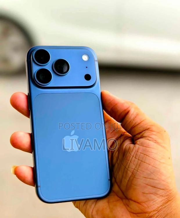 Apple iPhone 17 Pro 1 TB Blue - thumbnail 2
