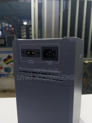 Felicity Solar Hope1000 All-in-One Portable Power Station.
