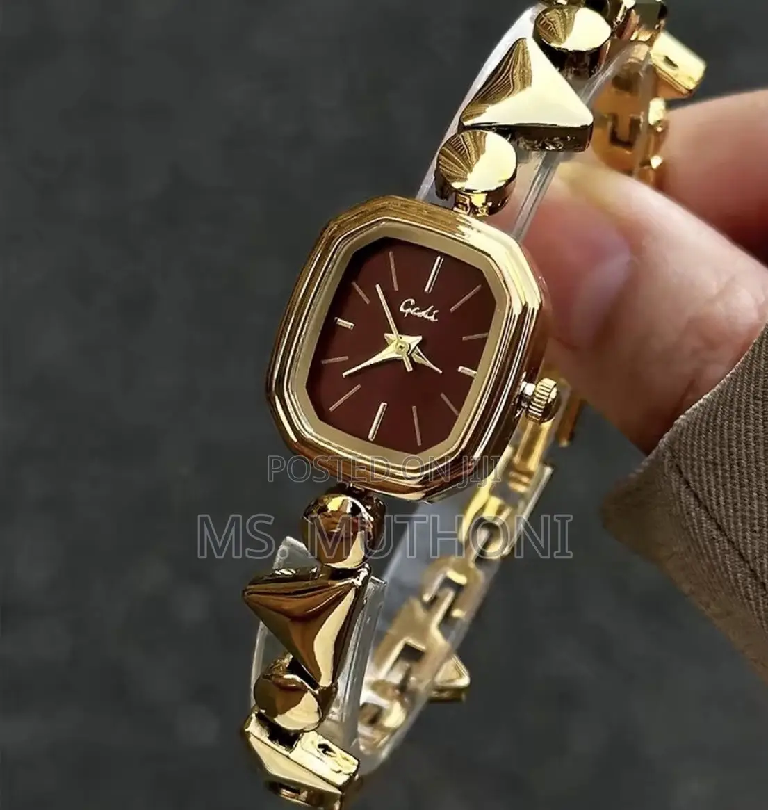 Simple Chic Lady W. Watch *