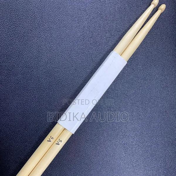 5a Wooden Drumstick With Plastic Tip - thumbnail 3
