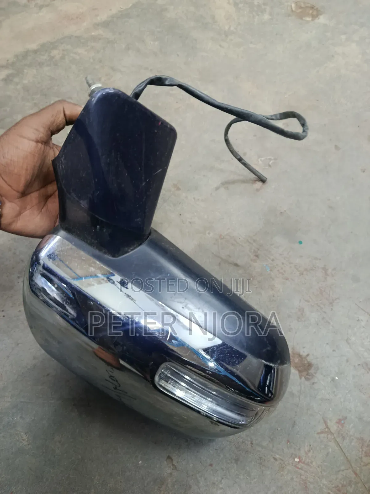 Voxy 2008 Sidemirror